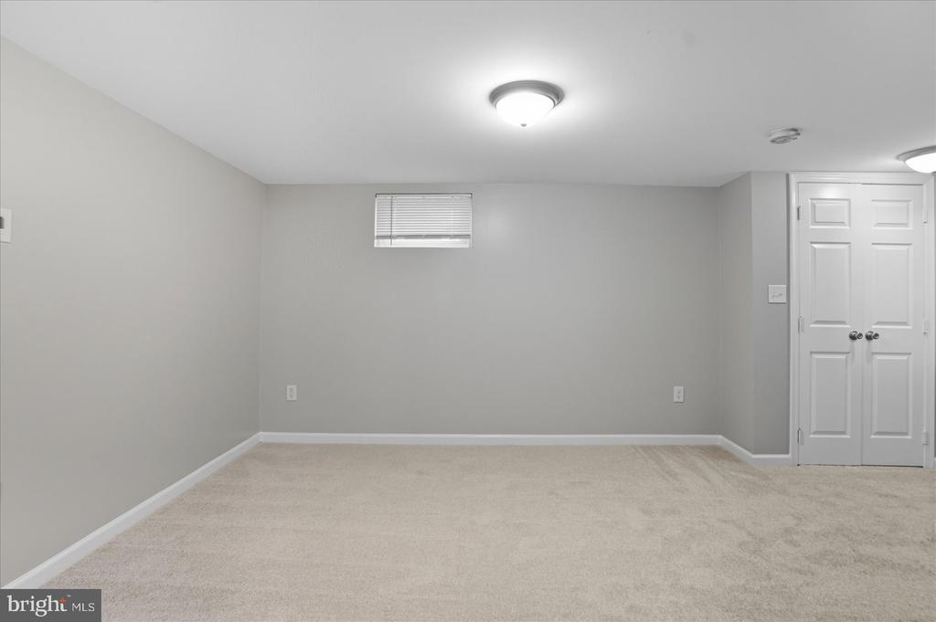 36 BLADEN ROAD