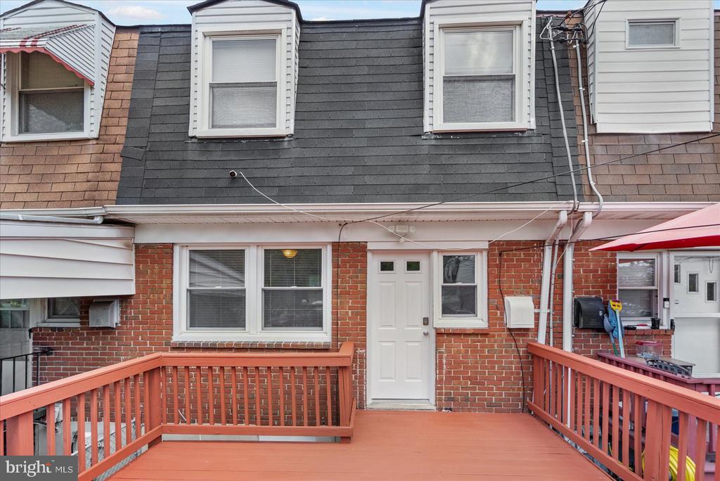 36 BLADEN ROAD