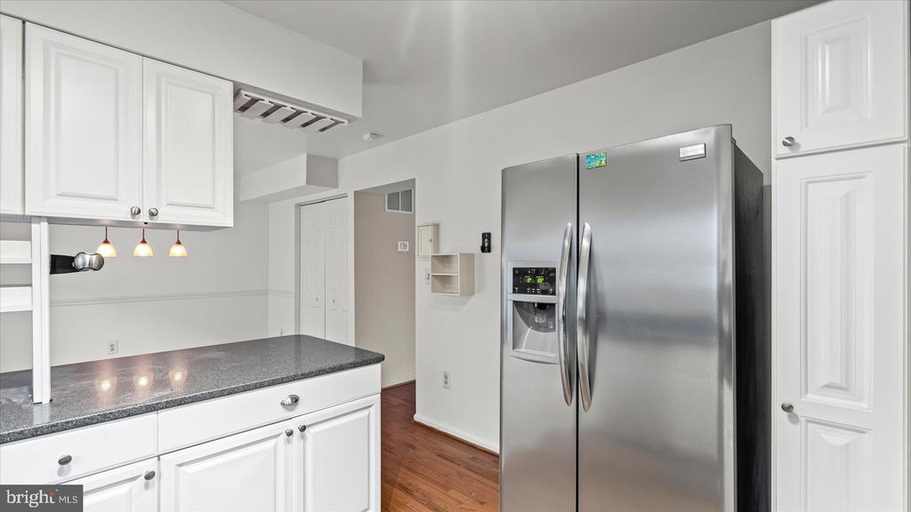 12 MAYAPPLE COURT