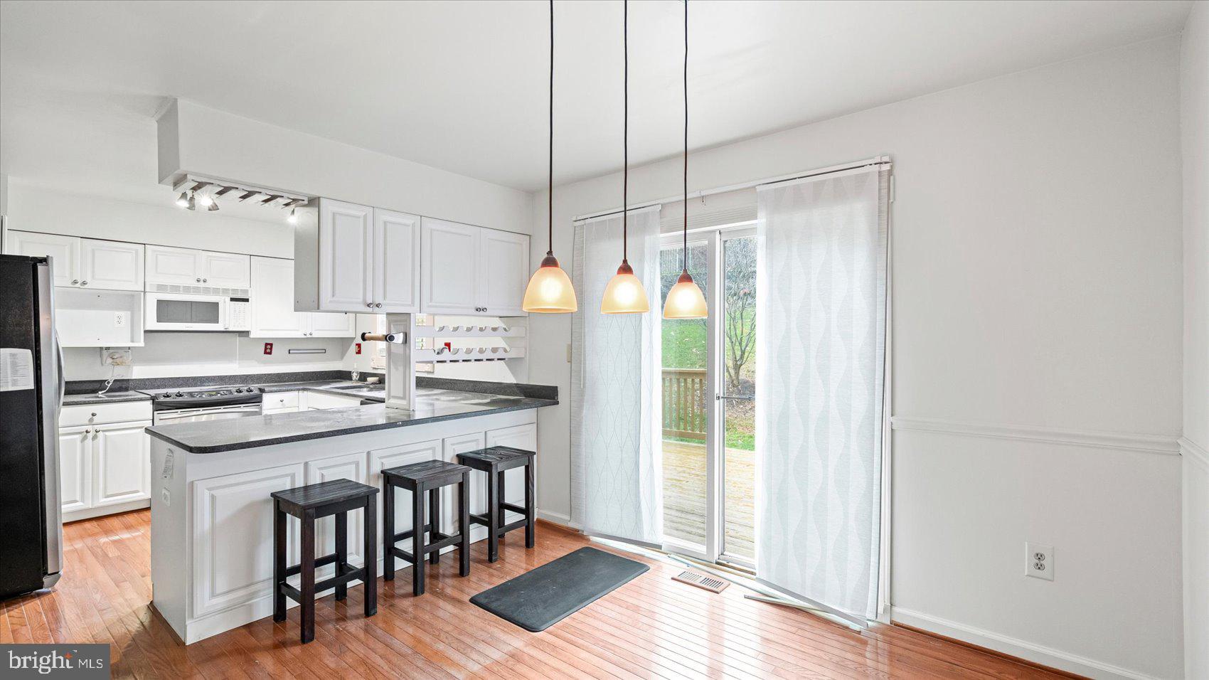 12 MAYAPPLE COURT