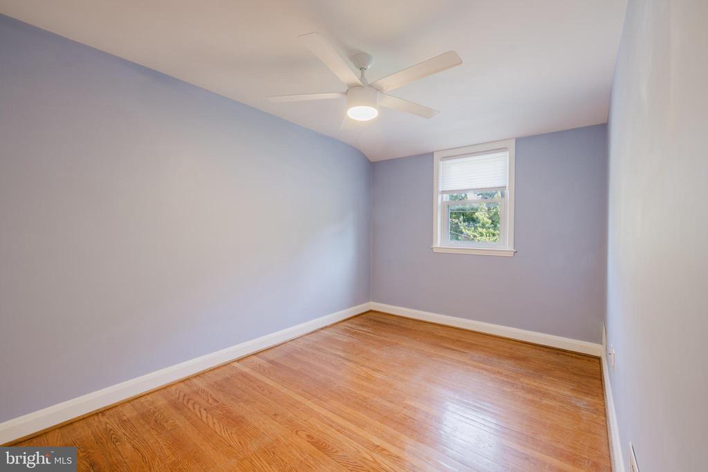 1636 THETFORD ROAD