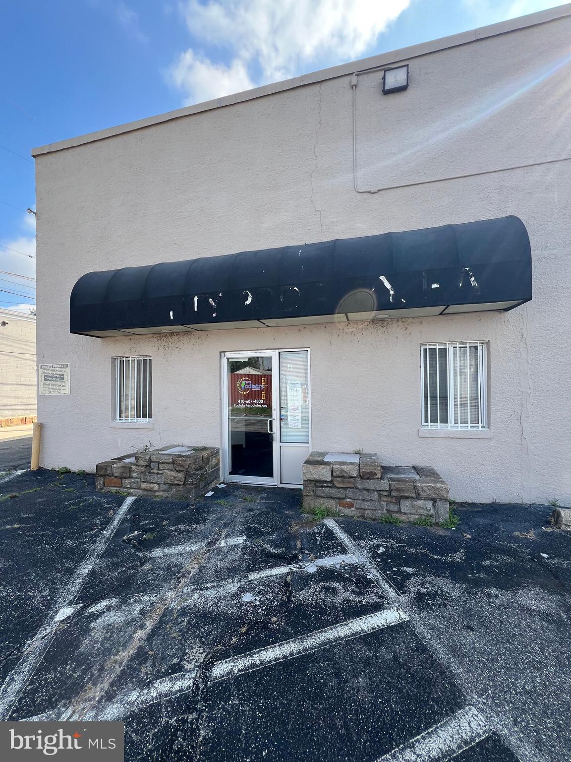 404 EASTERN BOULEVARD