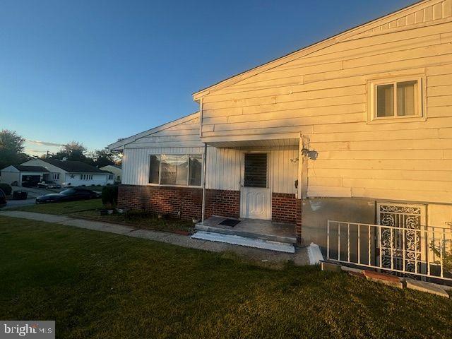 3409 YATARUBA DRIVE