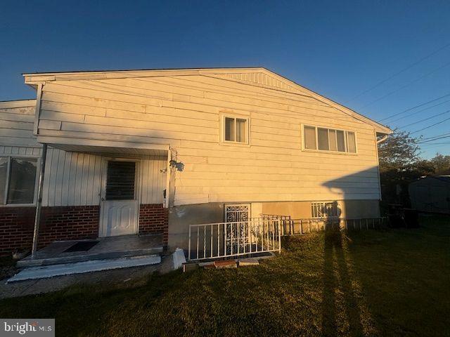 3409 YATARUBA DRIVE