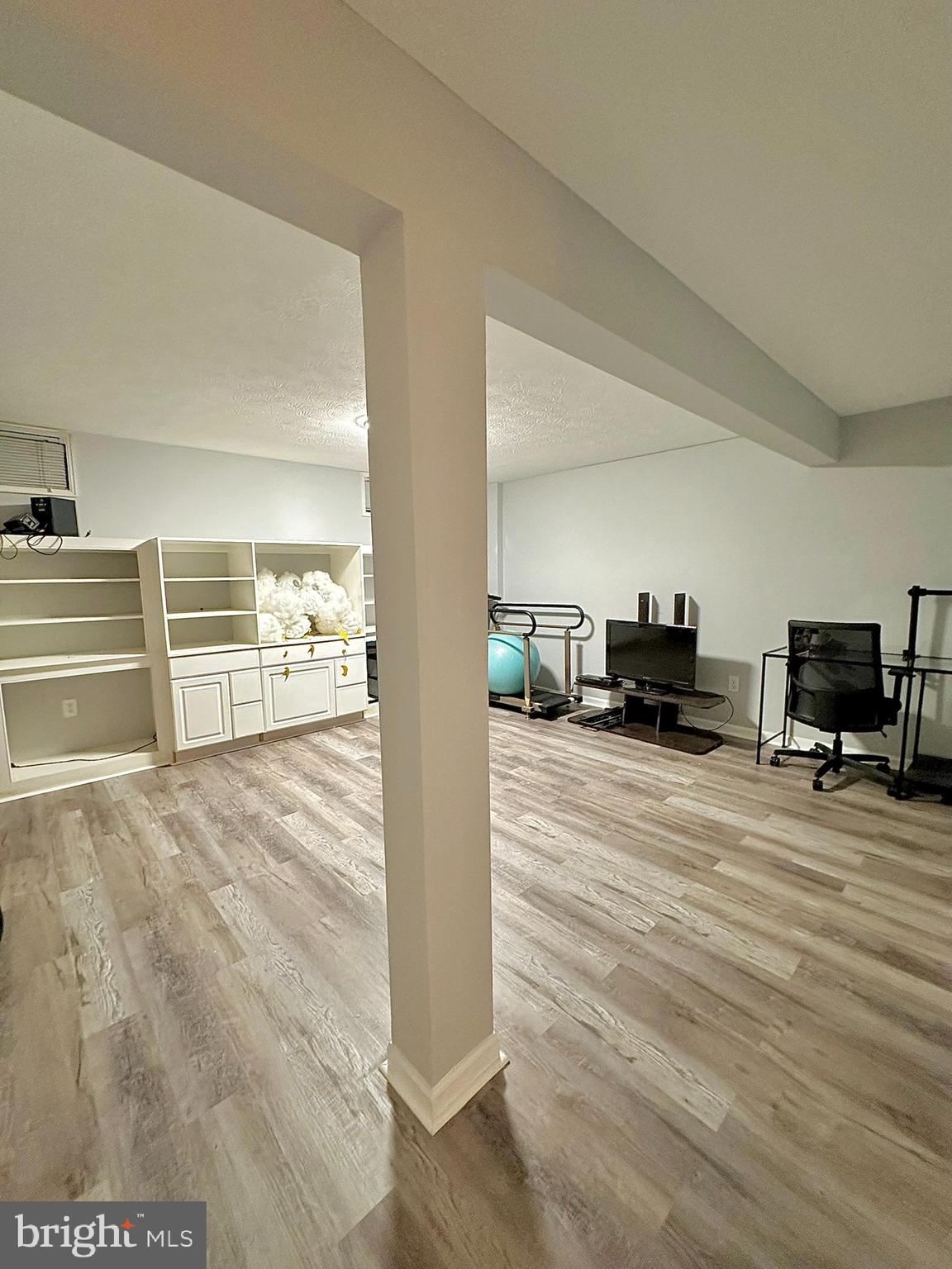 2055 WISPER WOODS WAY