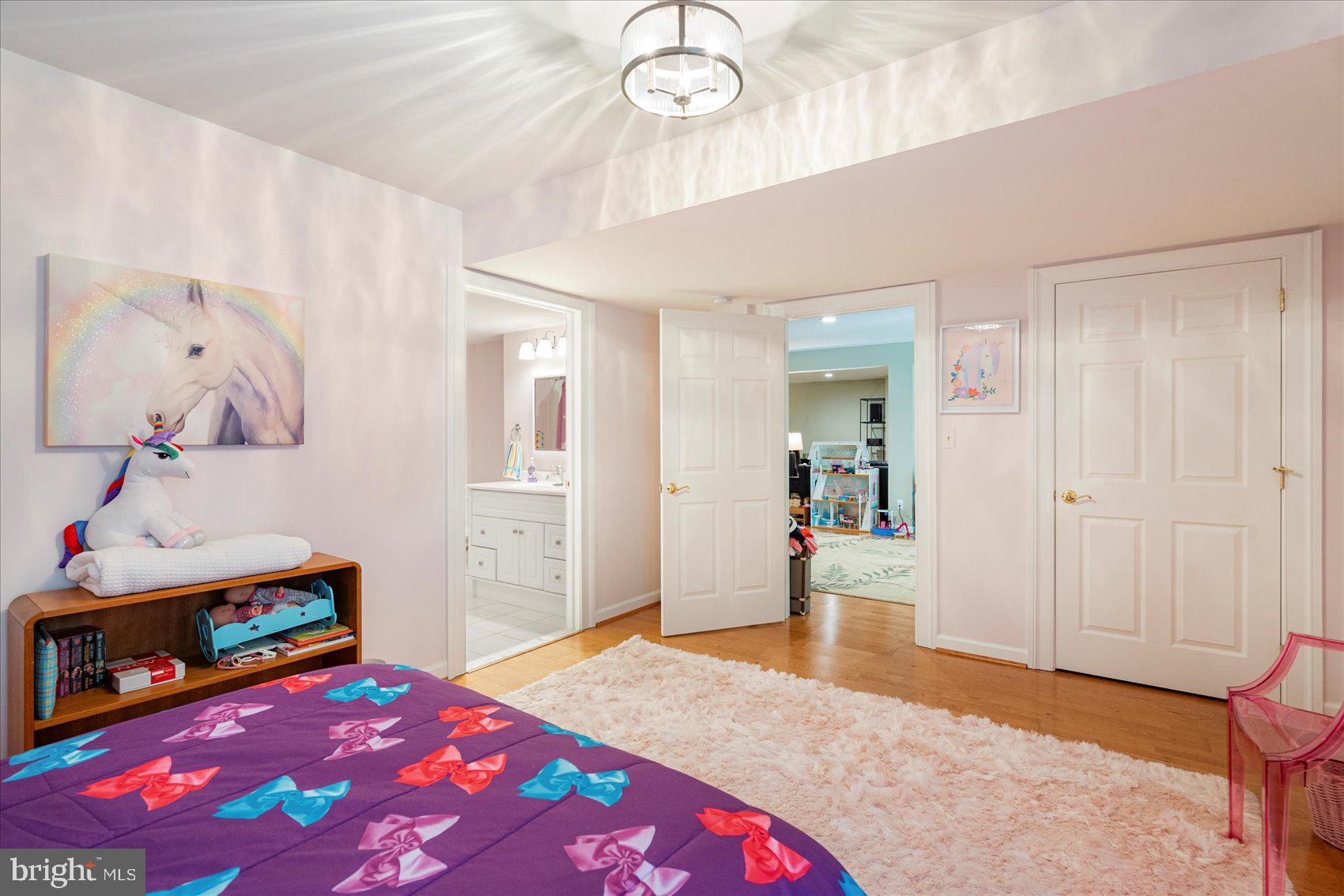 614 BRIGHTWOOD CLUB DRIVE 614