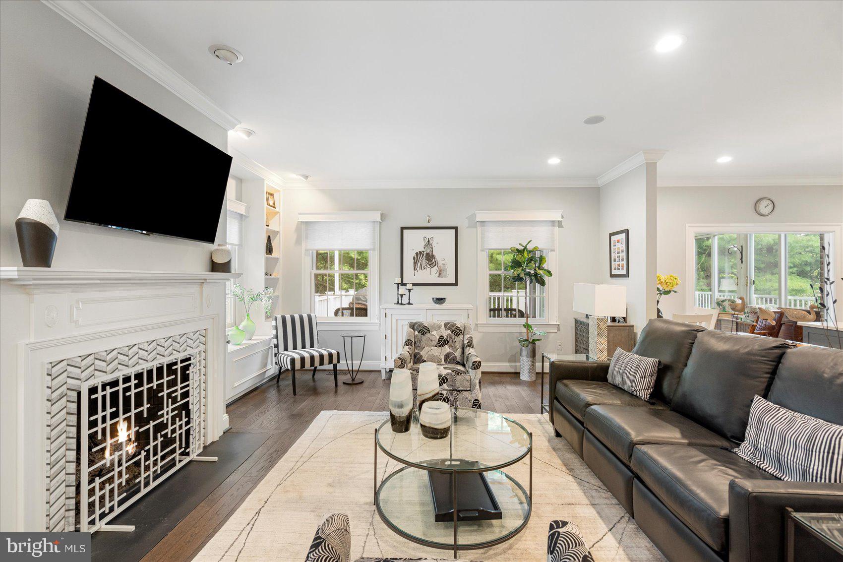 614 BRIGHTWOOD CLUB DRIVE 614