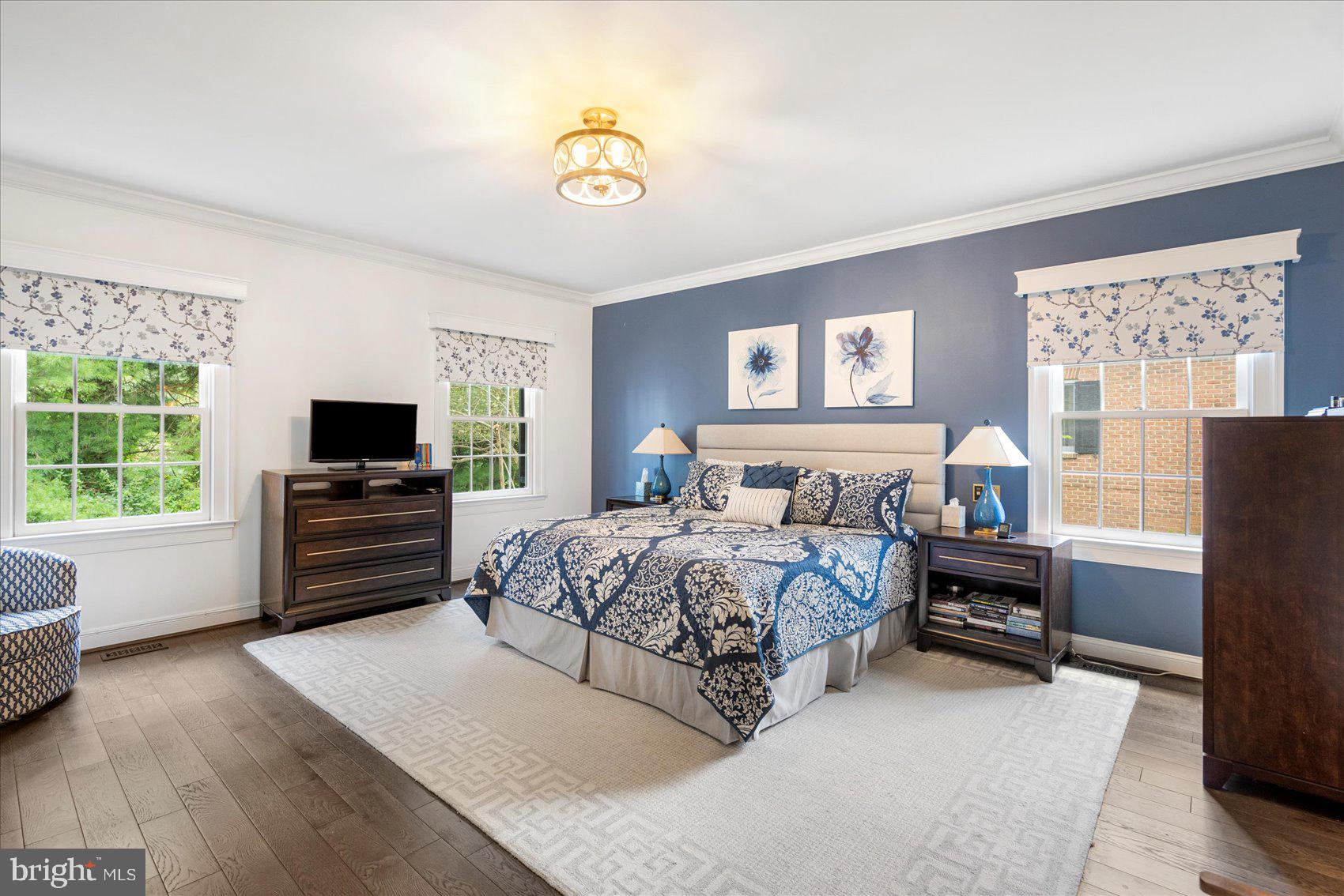 614 BRIGHTWOOD CLUB DRIVE 614