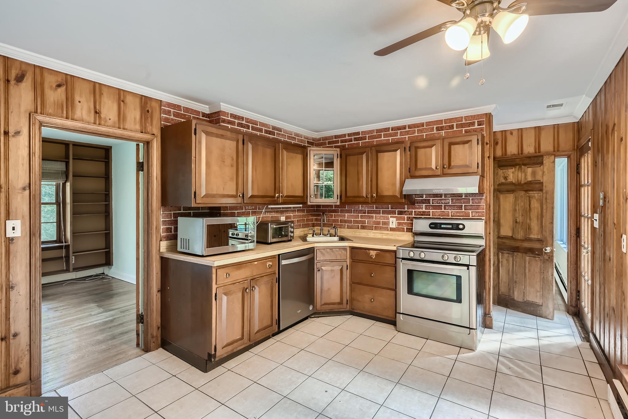 23 GREENSPRING VALLEY ROAD