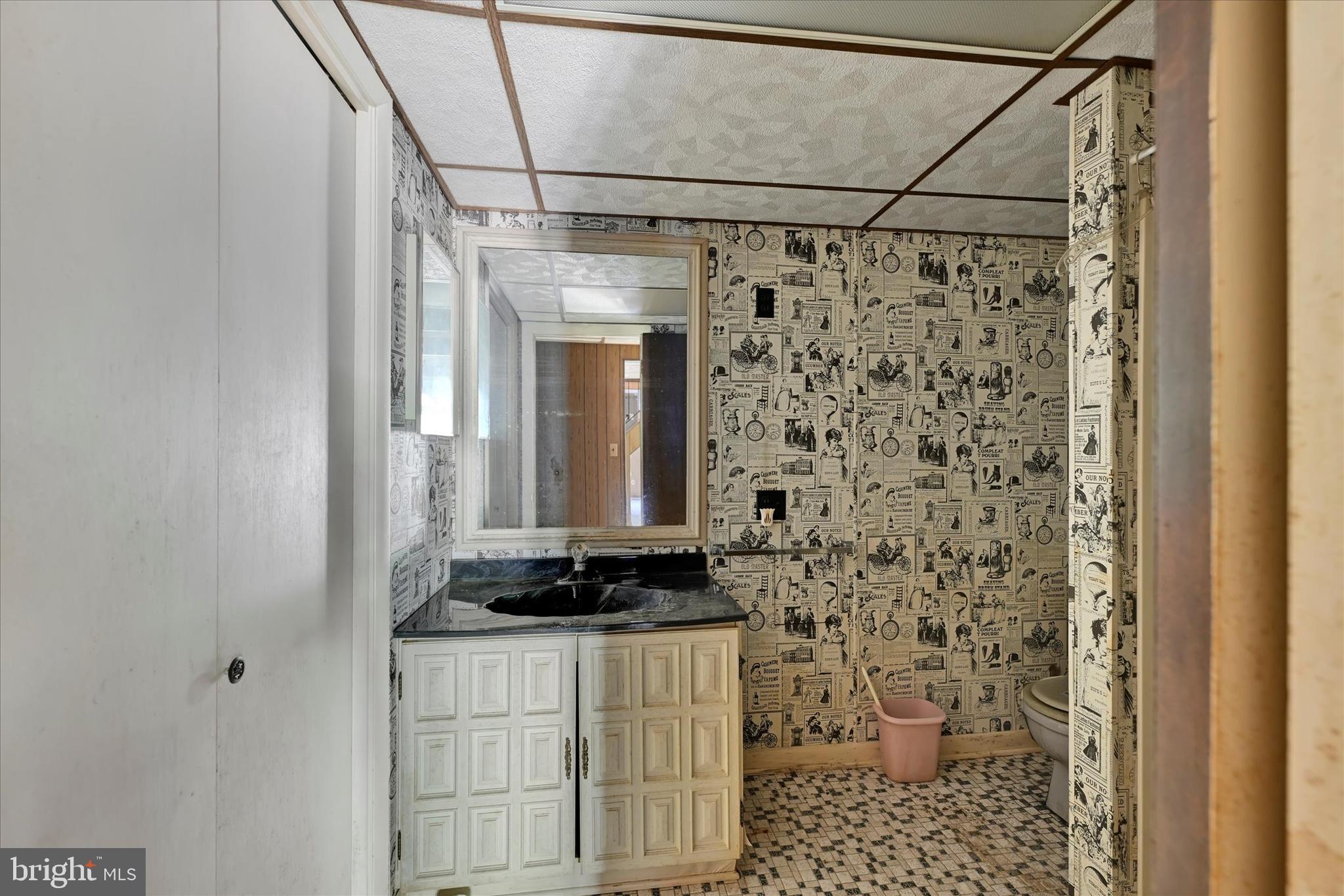 4302 MANORWOOD DRIVE