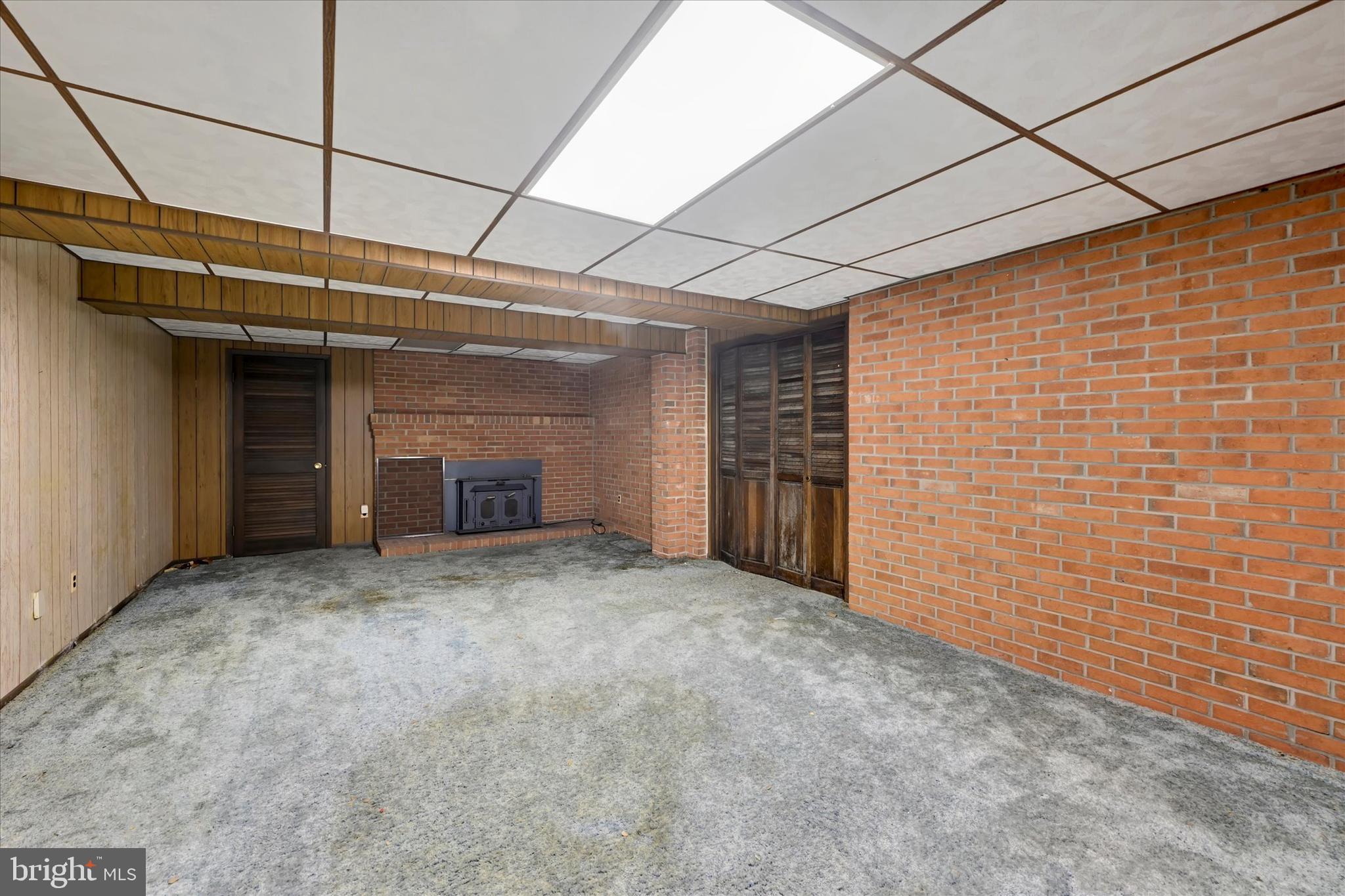 4302 MANORWOOD DRIVE