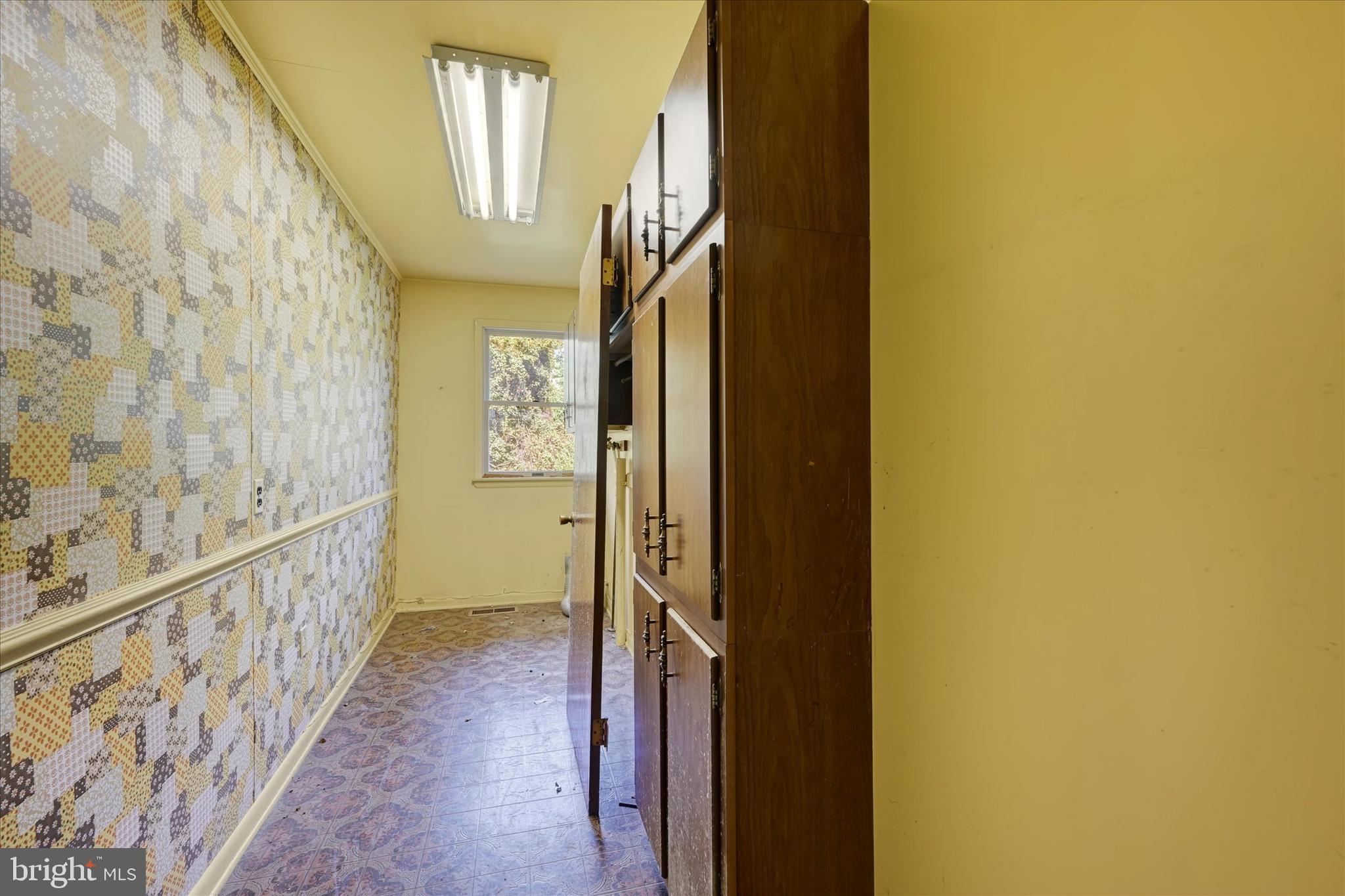 4302 MANORWOOD DRIVE