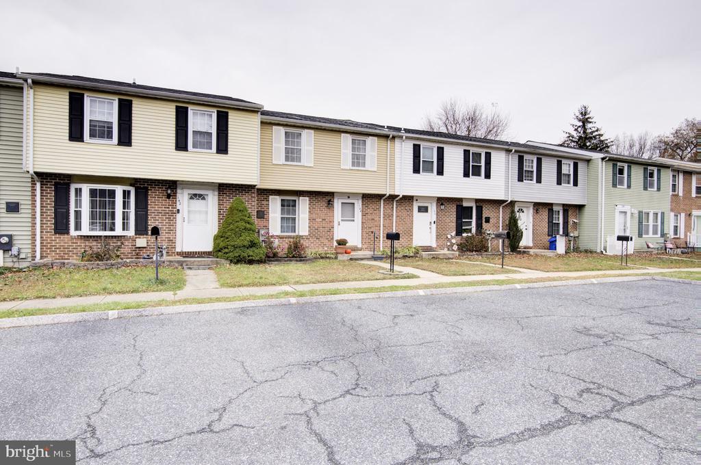 144 E ORANGE COURT