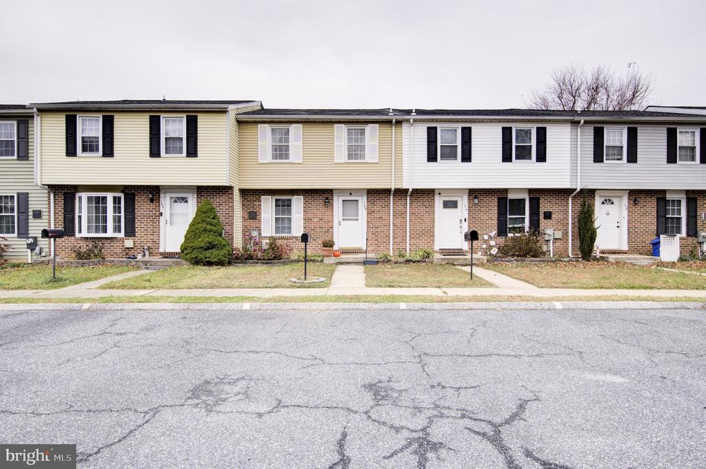 144 E ORANGE COURT