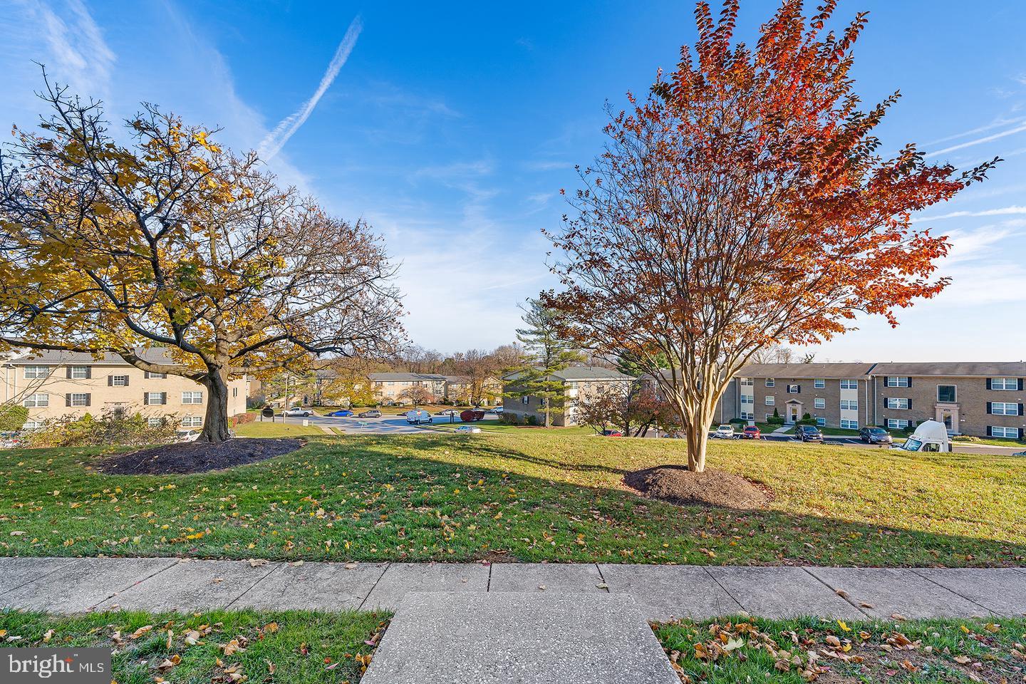 2215 LOWELLS GLEN ROAD J