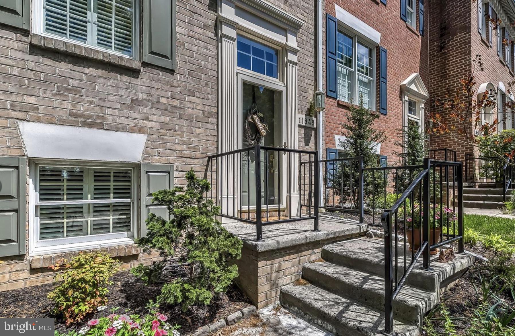 11849 SHERBOURNE DRIVE