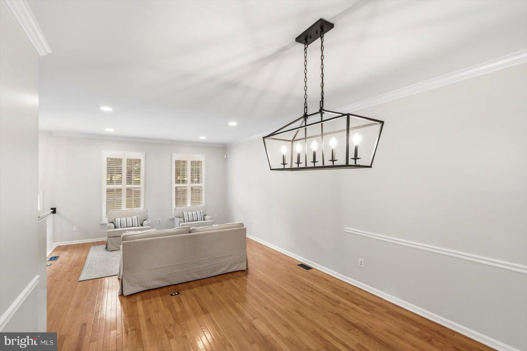 11849 SHERBOURNE DRIVE