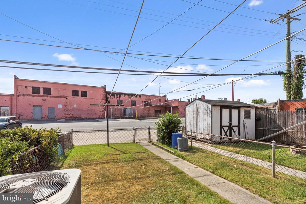 3418 DUNRAN ROAD