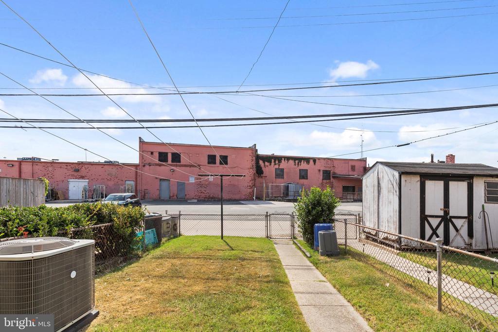 3418 DUNRAN ROAD