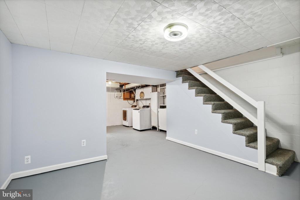 3418 DUNRAN ROAD