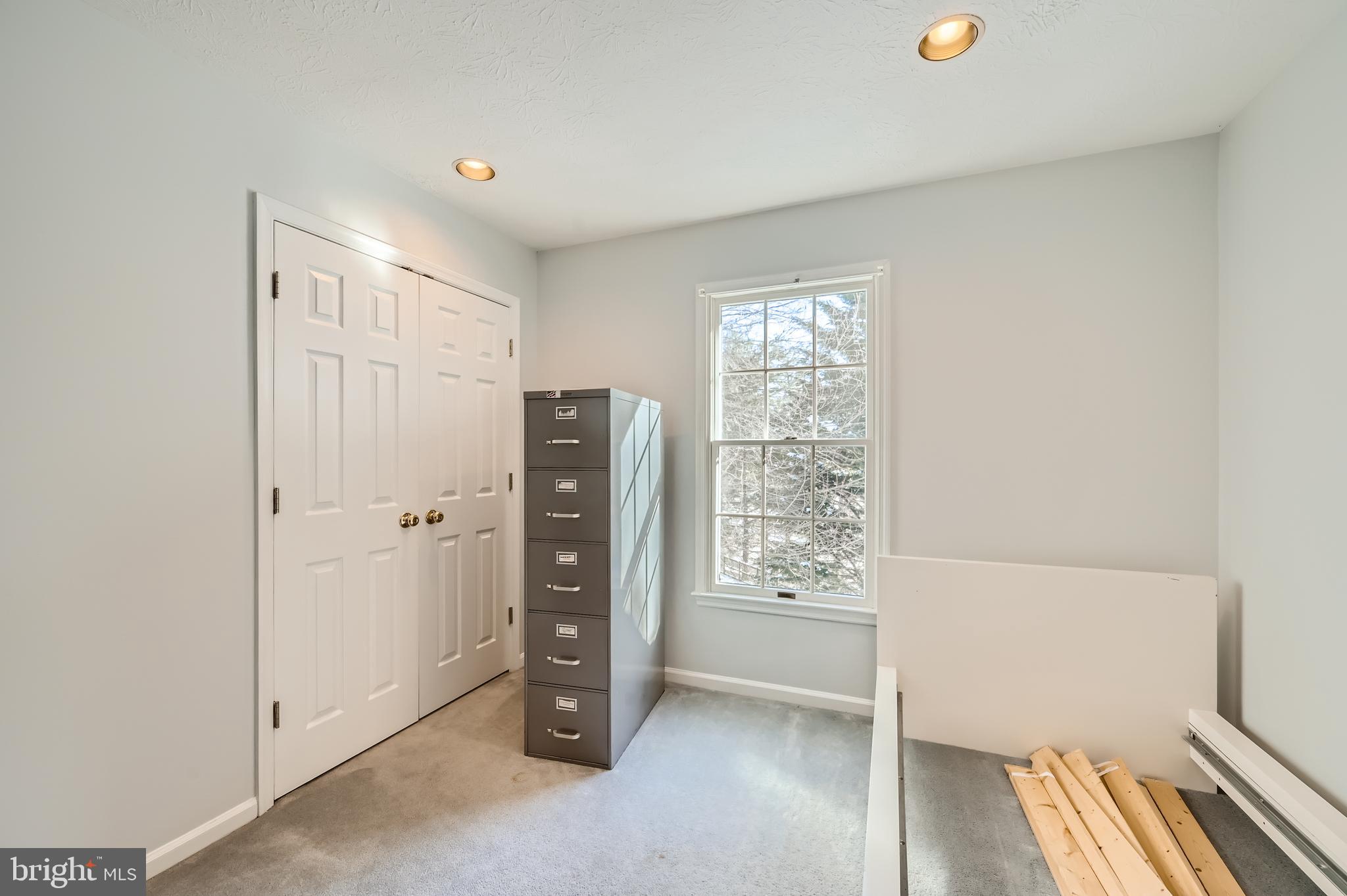 8 SAPPHIRE HILL COURT