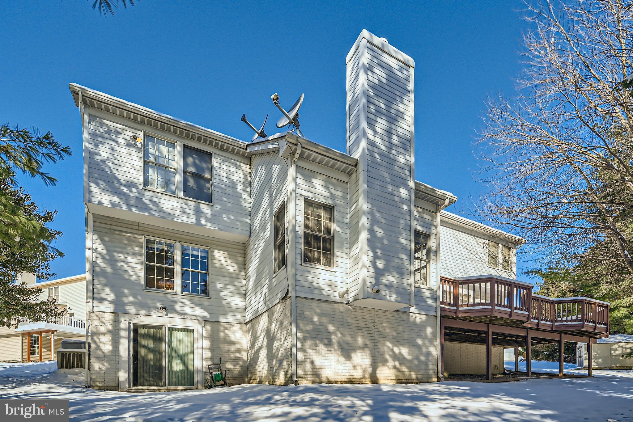 8 SAPPHIRE HILL COURT