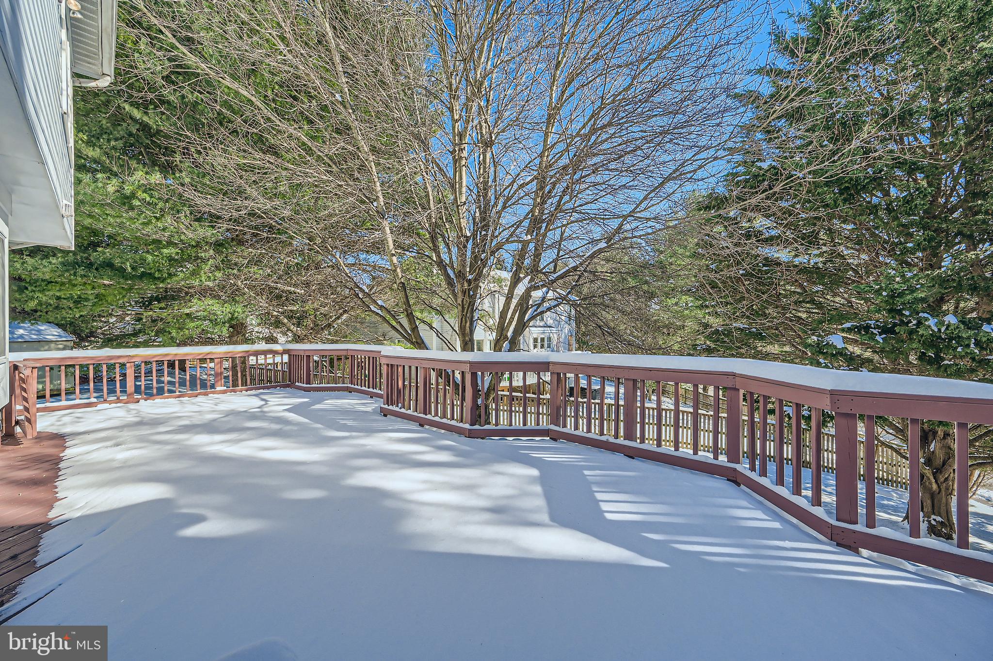 8 SAPPHIRE HILL COURT