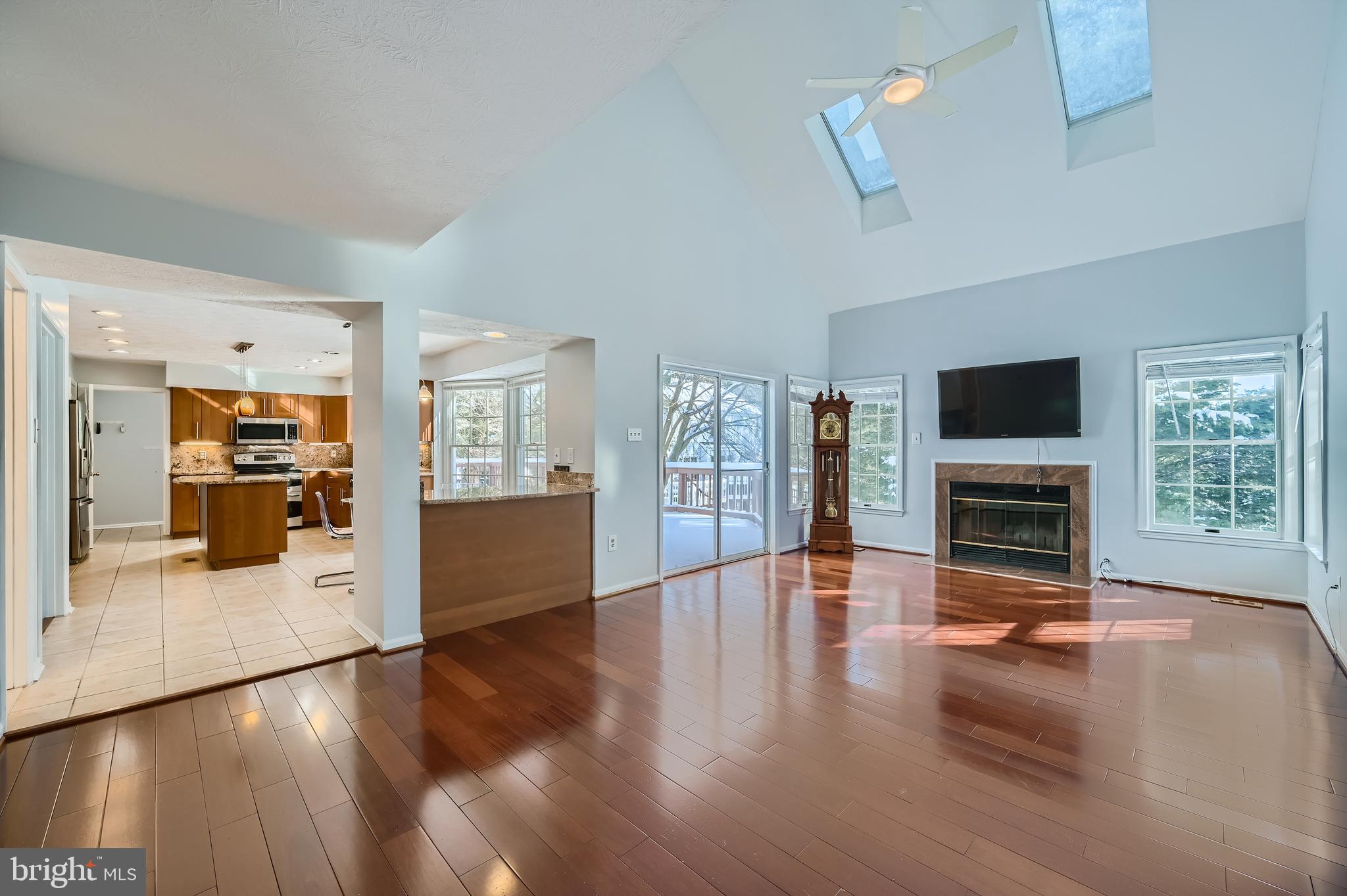 8 SAPPHIRE HILL COURT