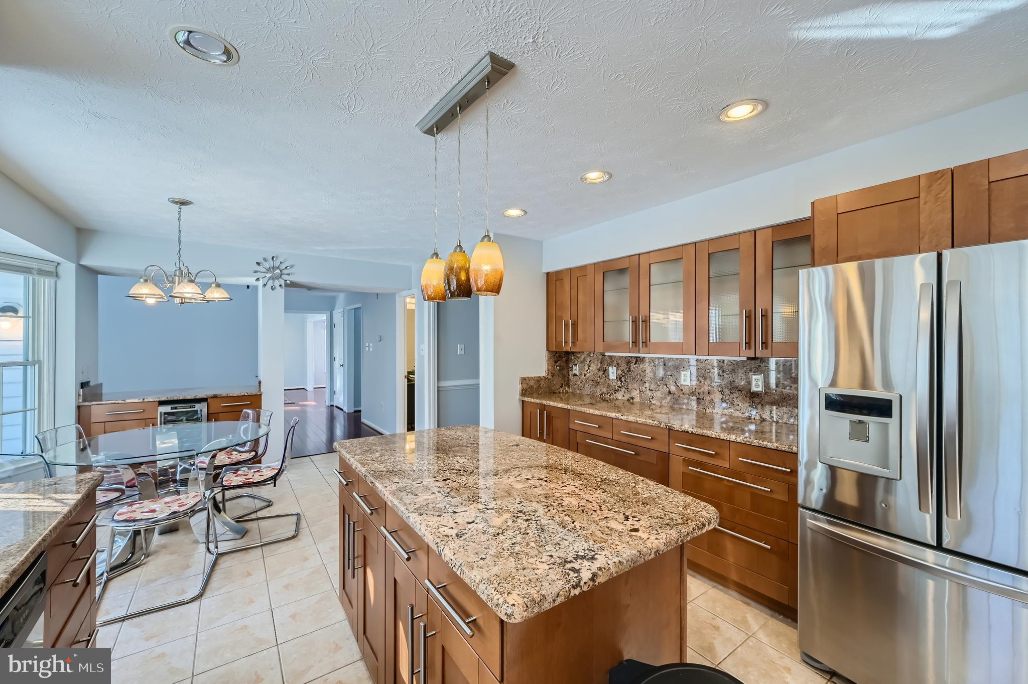 8 SAPPHIRE HILL COURT