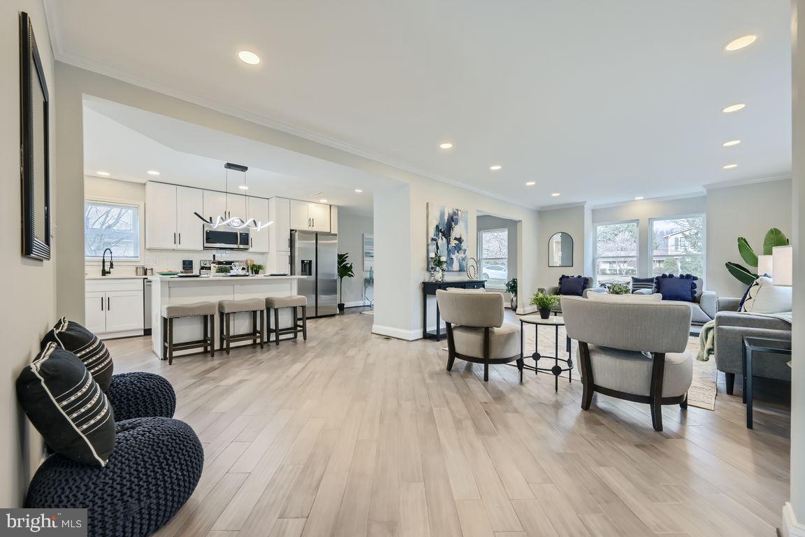 338 BONNIE MEADOW CIRCLE