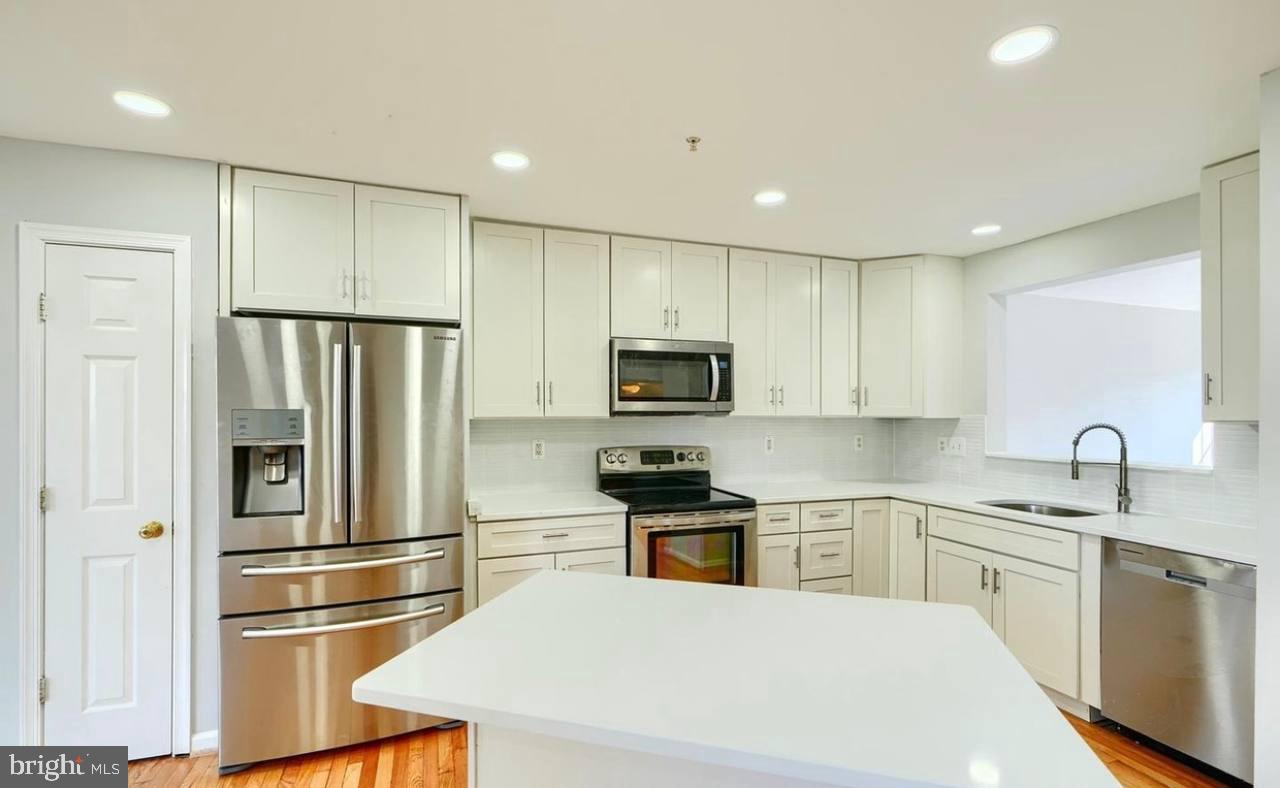 9863 DECATUR ROAD