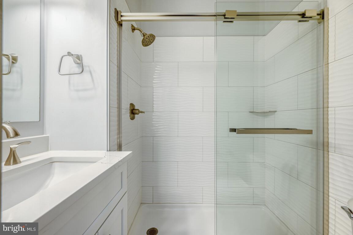 7222 BROOKFALLS TERRACE