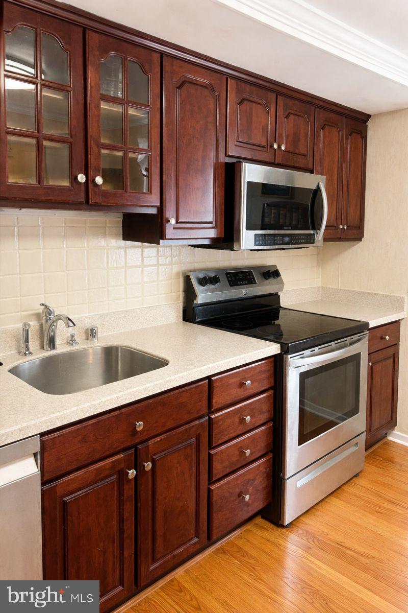 9839 BRANCHLEIGH ROAD