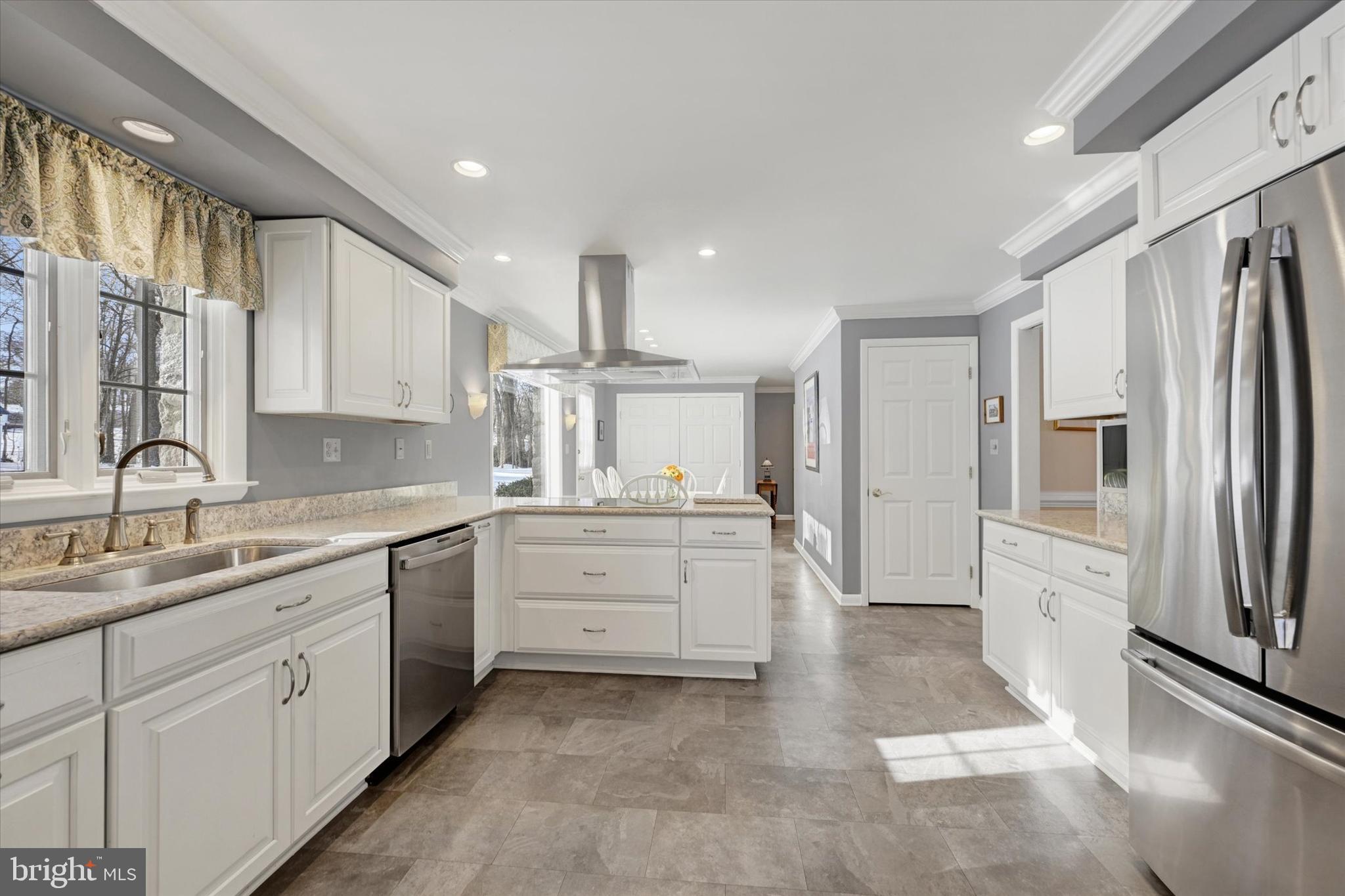 1110 SLEEPY DELL COURT