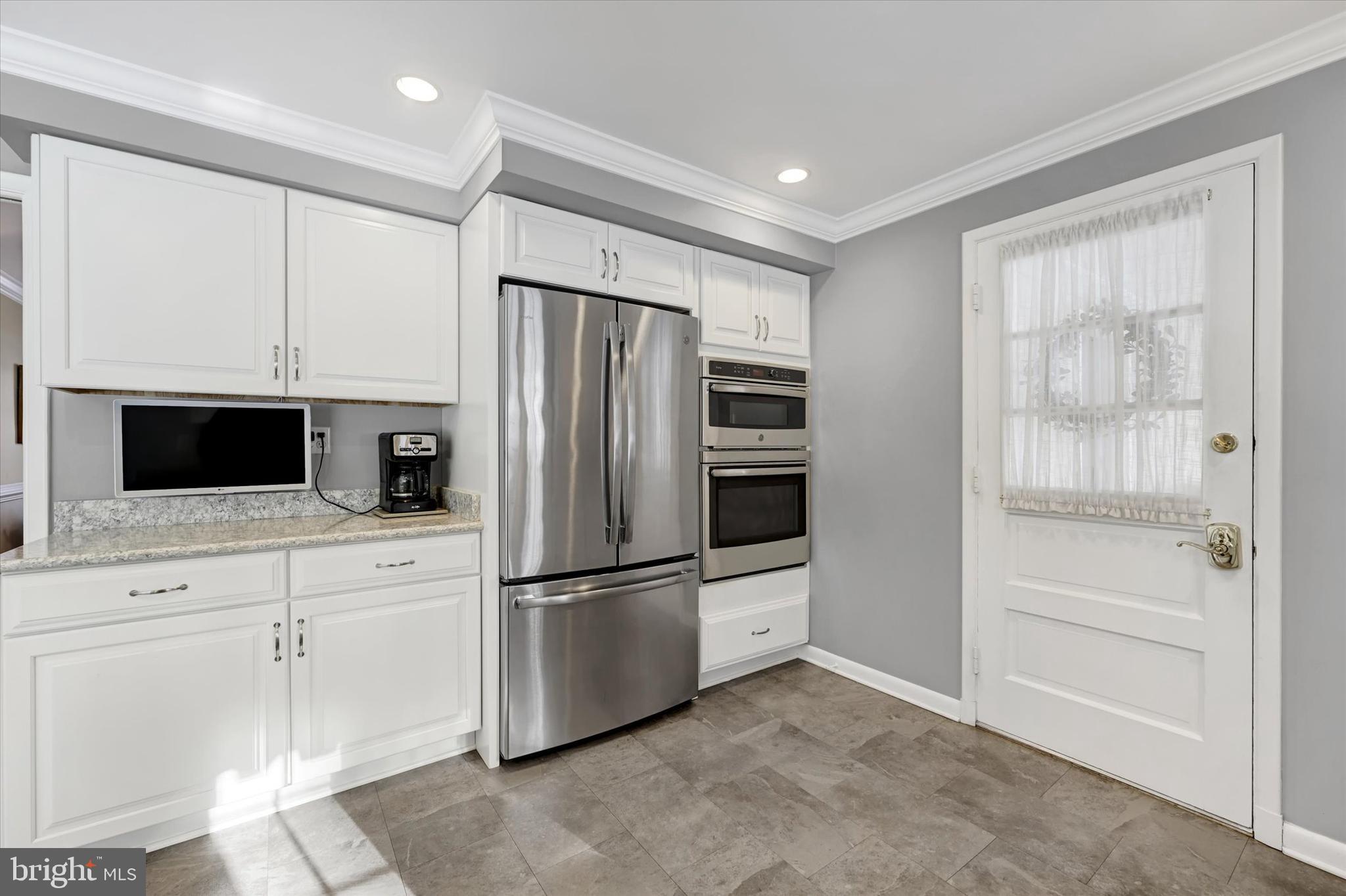 1110 SLEEPY DELL COURT