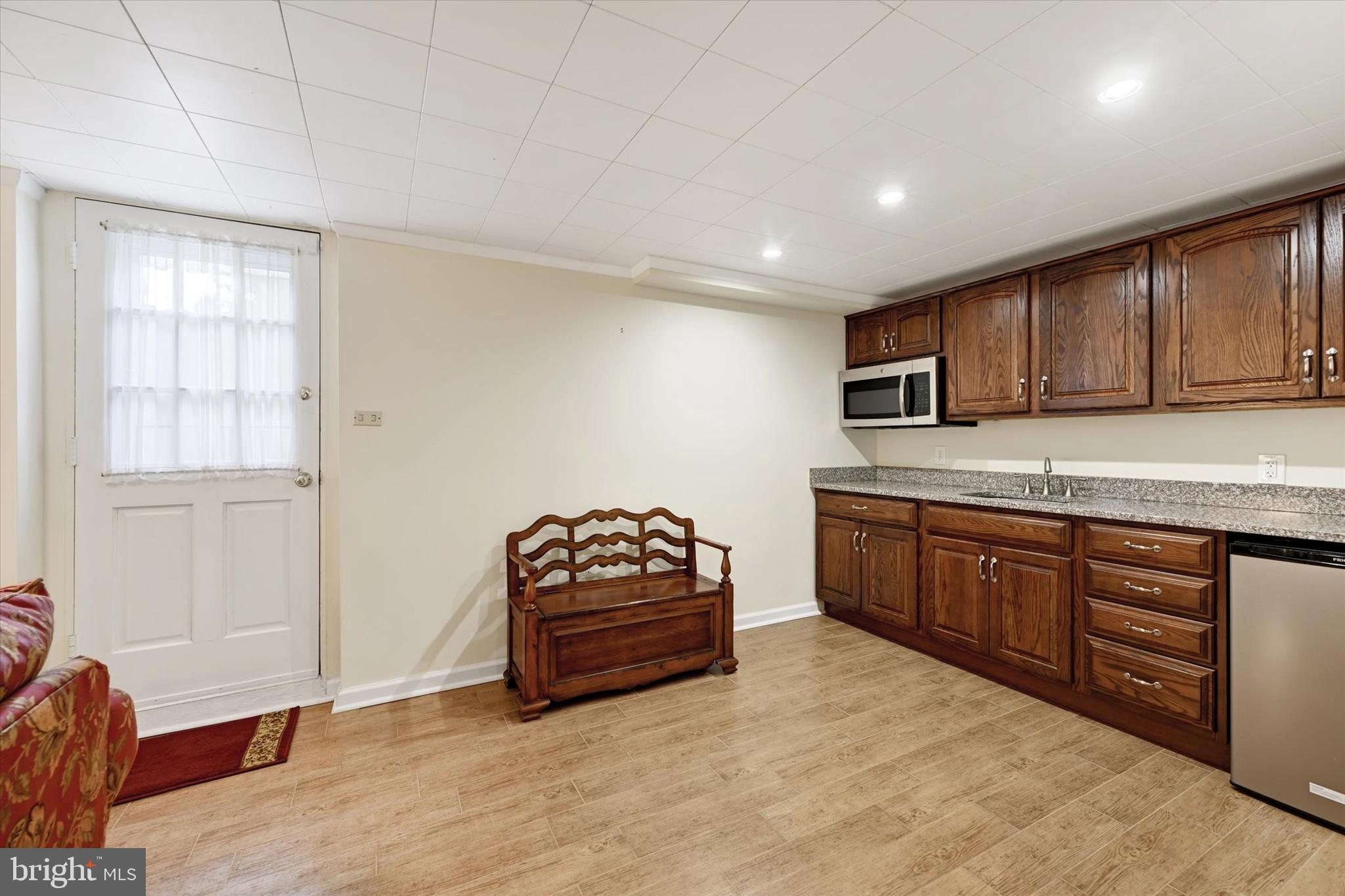 1110 SLEEPY DELL COURT