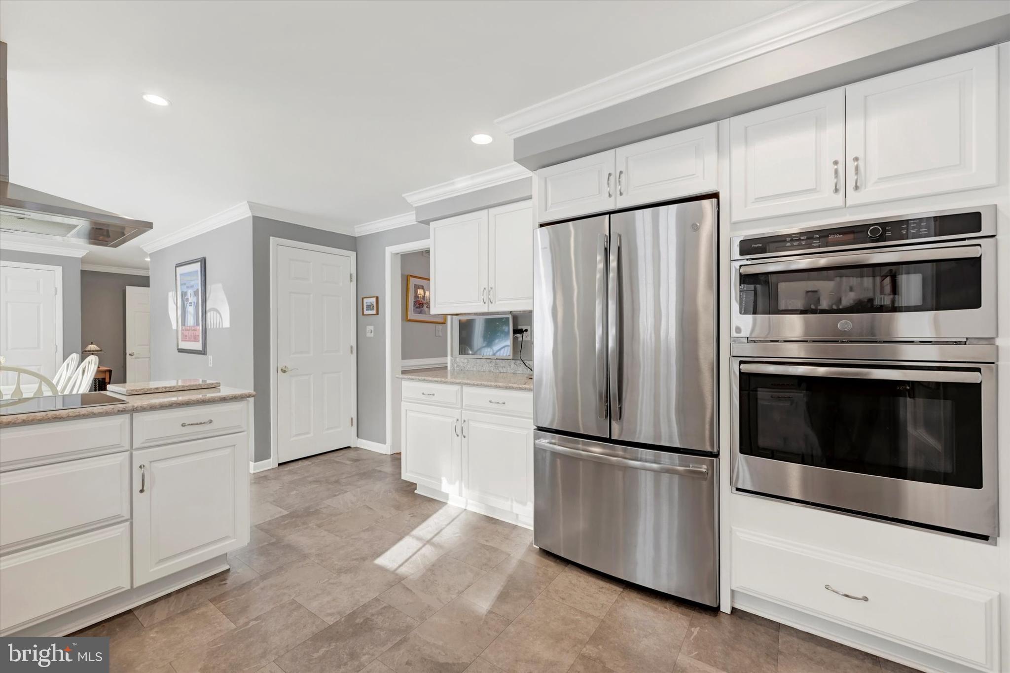 1110 SLEEPY DELL COURT