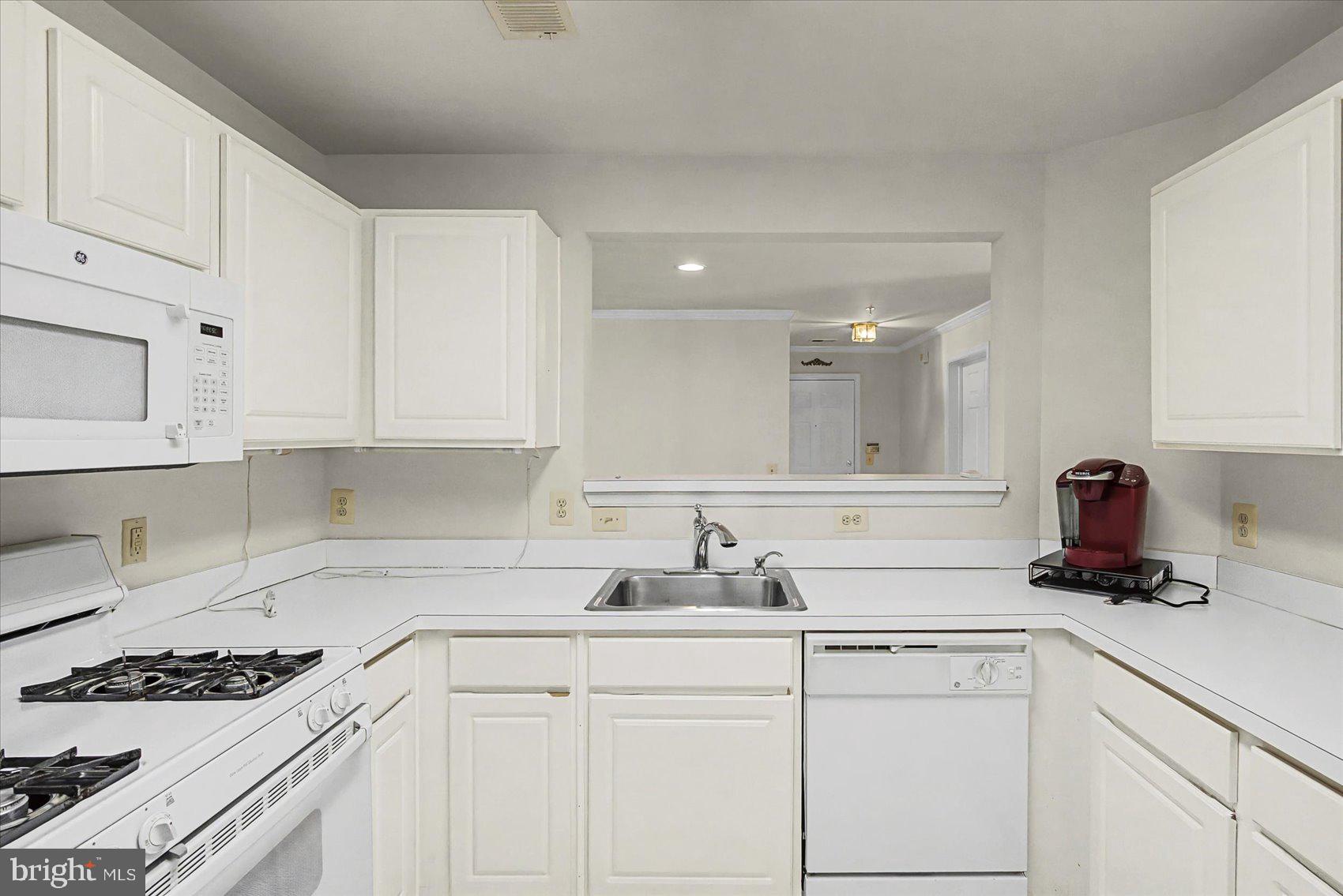 8807 STONE RIDGE CIRCLE 101