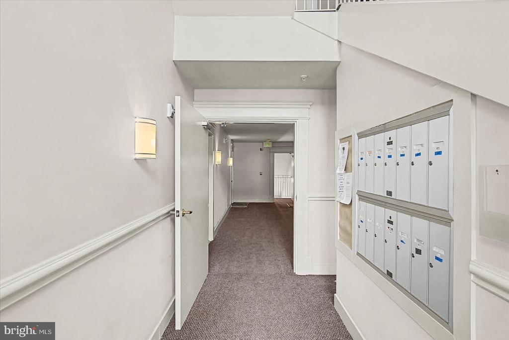 8807 STONE RIDGE CIRCLE 101