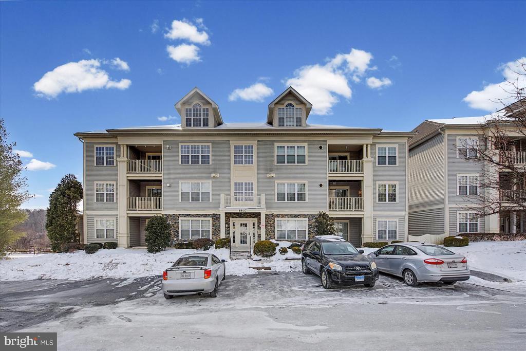 8807 STONE RIDGE CIRCLE 101