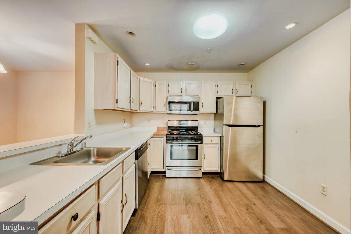 2322 FALLS GABLE LANE J J