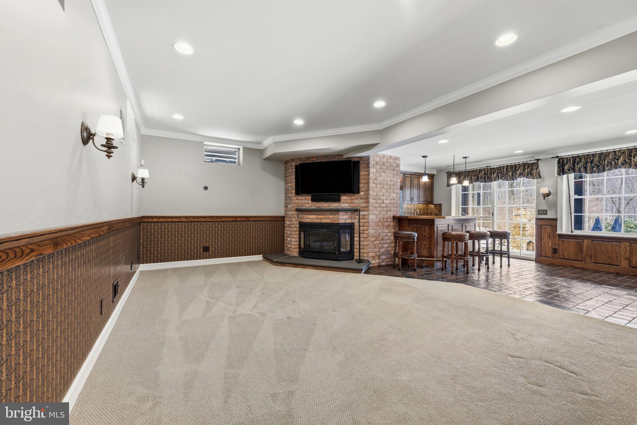 14002 FOX RUN COURT