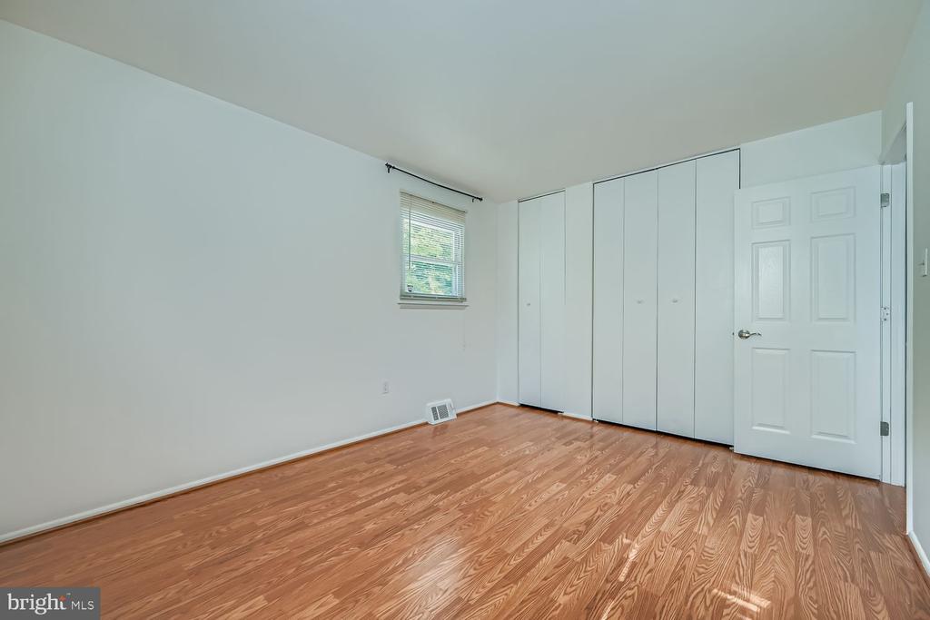 231 CANDYTUFT ROAD