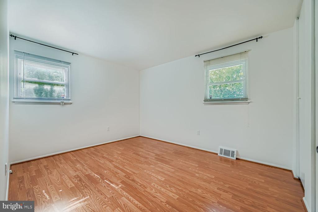 231 CANDYTUFT ROAD