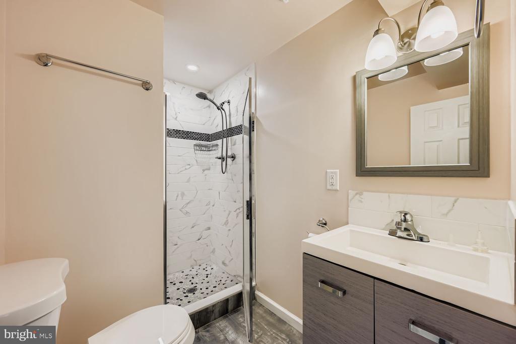 231 CANDYTUFT ROAD