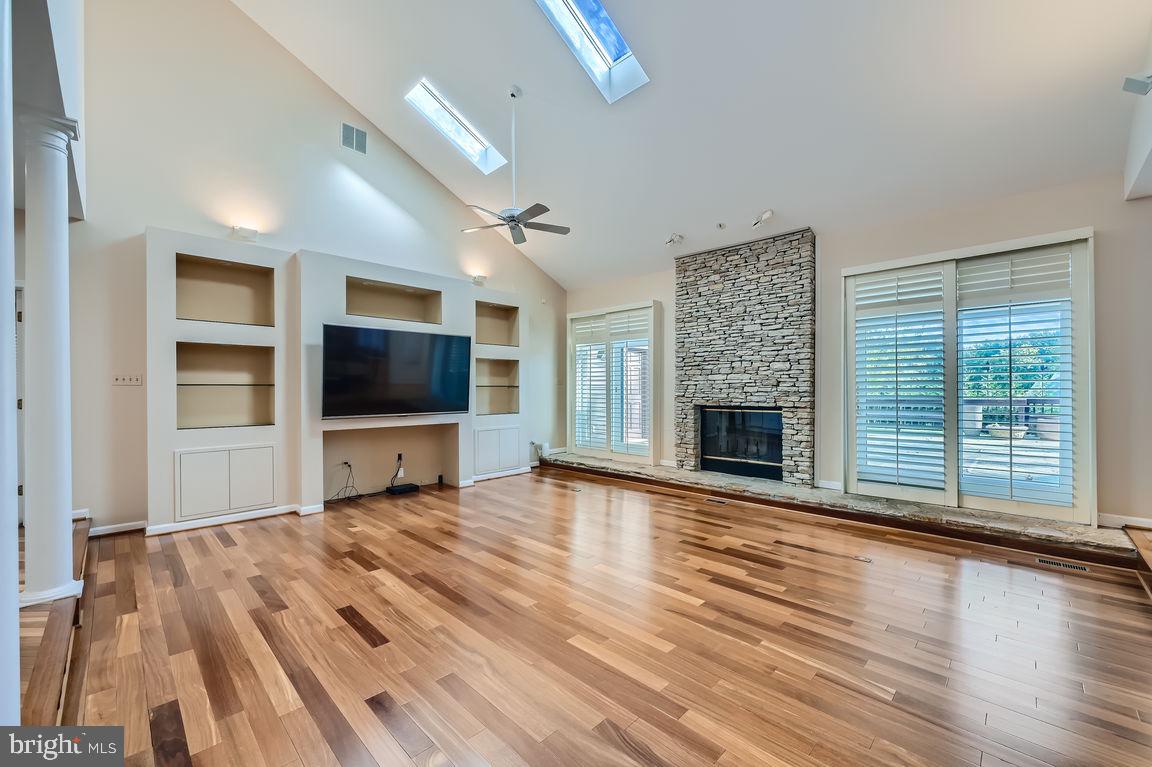 12524 VALLEY PINES DRIVE