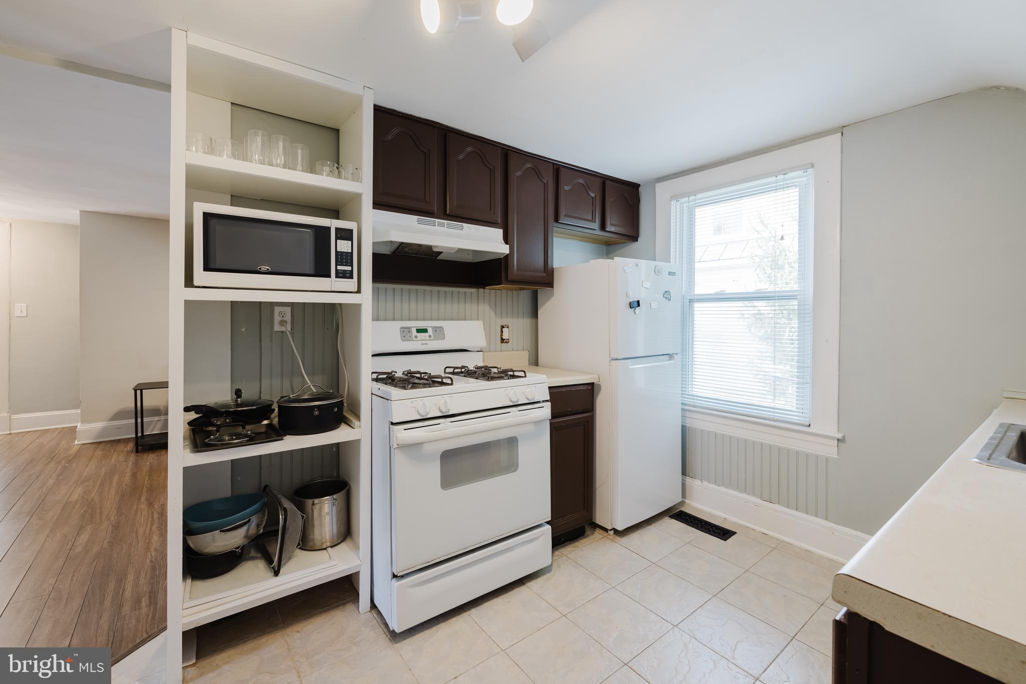 34 BURKE AVENUE E