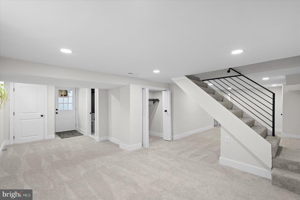 510 OVERCREST ROAD