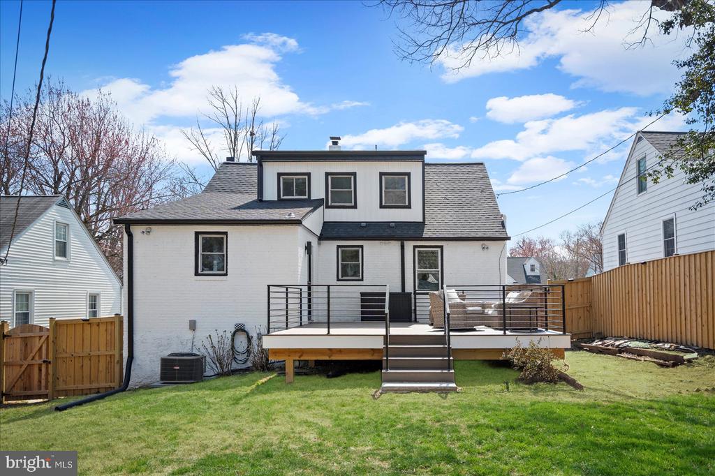 510 OVERCREST ROAD