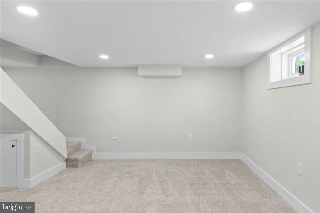 510 OVERCREST ROAD